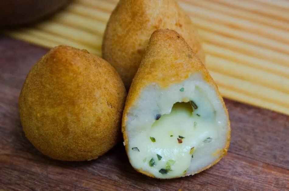 QUEIJO E ORÉGANO